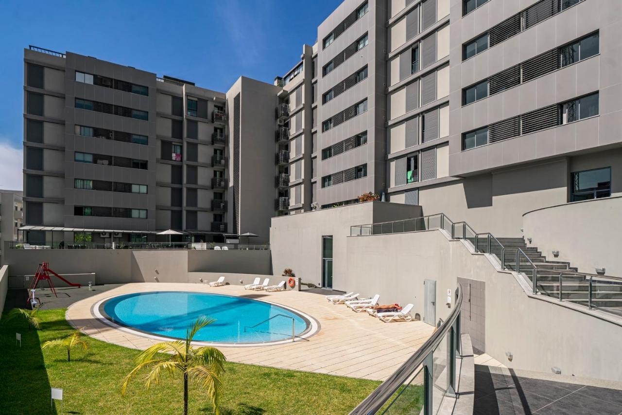 Piornais Residence I By An Island Apart ฟุงชาล ภายนอก รูปภาพ